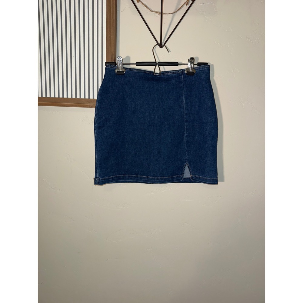 Wild Fable Dark Wash Denim Mini Skirt with Front‎ Slit Size 8